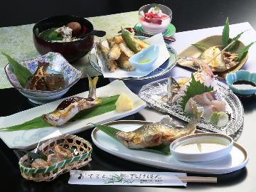 【鮎づくし】岐阜県 旬の味♪＜あゆ尽くし コース＞川の恵みを味わい尽くす～期間限定の特選会席～