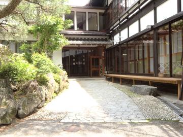 島崎藤村ゆかりの宿 滝旅館