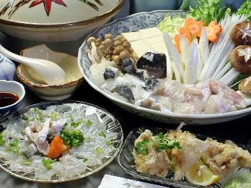 淡白で上質な味わいが特徴のフグをお腹いっぱい食べていき！ふぐフルコースプラン【1泊2食】