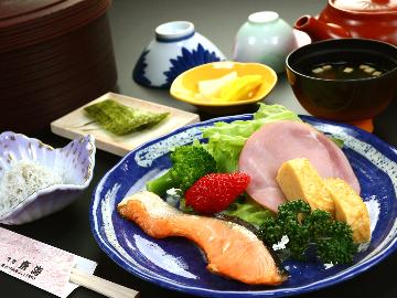 【朝食付】民宿ならではの健康朝食◆爽やかな朝を静波で♪