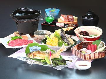 【スタンダード】藤太郎 自慢の彩り豊かな 季節の会席◆1泊2食