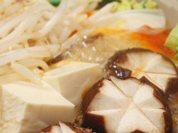 地元の食材をふんだんに使った「寄せ鍋」でほっこり♪みんなでワイワイ一棟貸し【1泊2食付き】