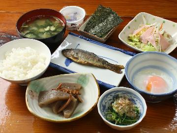 【朝食付】元気の源！自家製野菜＆手作りこんにゃくを使った和朝食をしっかり食べてご出発♪