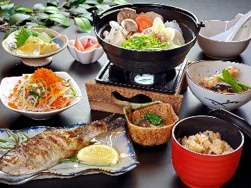 【鶏つくねうどん鍋／2食付】スタンダード★ほっこり手作り田舎料理