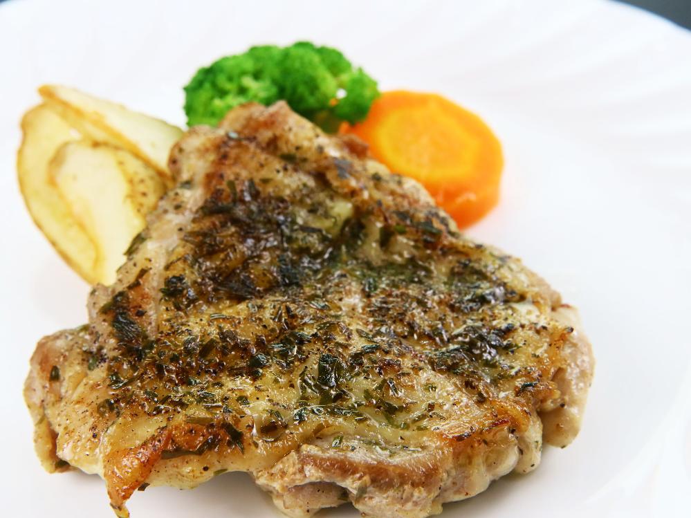 【リーズナブル】若鶏の香草焼きがメイン！お手軽価格で美味料理 -2食付-