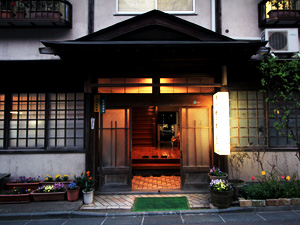 吉野屋旅館