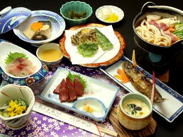 ■【名物料理】湯西川の味覚『鹿刺し』に舌鼓♪