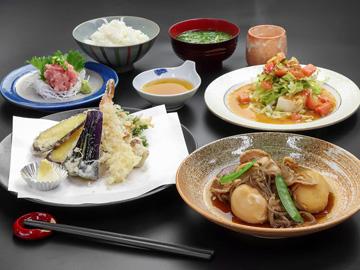 【夕食付き】朝早くのご出発の方にオススメ！夕食はボリューム満点の日替わり定食を召し上がれ♪
