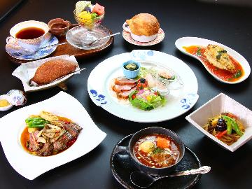 【創作ウクライナ料理】熊本県産の食材とウクライナ料理のコラボレーション♪夕食付コースプラン☆