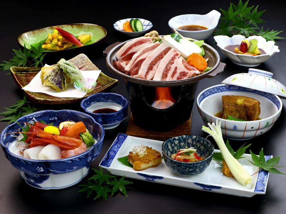 《四季の旬味》おもてなしの心を込めて色彩豊かな会席　1泊2食
